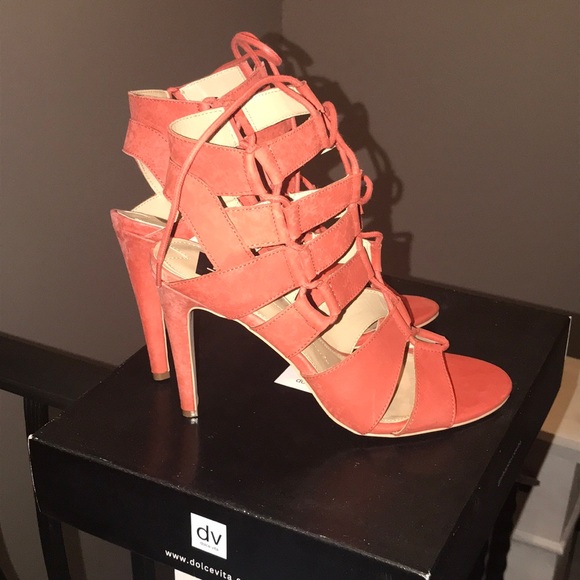 Dolce Vita "Tyler" Coral Lace up Sandal - Picture 4 of 8
